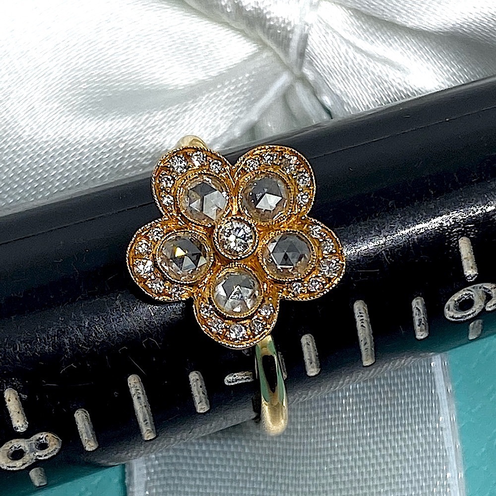 Tiffany & Co. ring - Picture 7 of 11